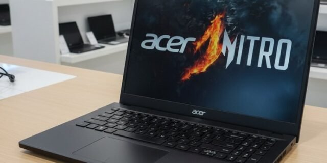 Notebook Acer Nitro V15 Ryzen 7 16 Gb 1 Tb Ssd 15.6 W11