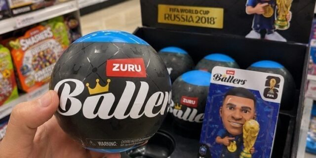 Mini Boneco Surpresa – Copa Do Mundo Fifa 2026 Candide