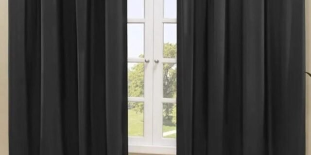 Cortina Blackout De Pvc 2,20m X 1,30m Preto Corta Luz