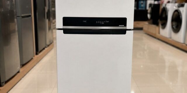 Geladeira Frost Free Duplex 491L Inverter Cor Inox Midea