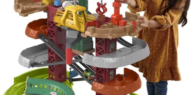 Pista Super Torre Thomas e Seus Amigos Fisher-Price | Kit de trilhos com aprox. 75 cm, Locomotiva Motorizada, Acessórios, Ideal pra Crianças a Partir de 3 Anos