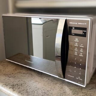 Panasonic Micro-ondas 21l Branco Espelhado 127v Nn-st27lwru