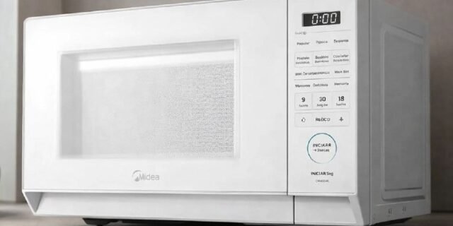 Micro-ondas 20L Branco MasterCook Midea 110V