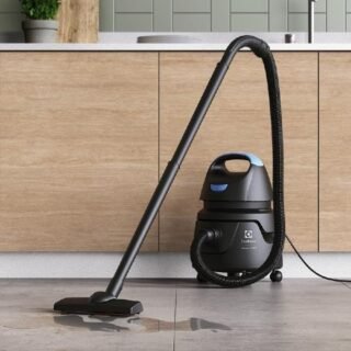 Electrolux Aspirador água pó compacto 1400W