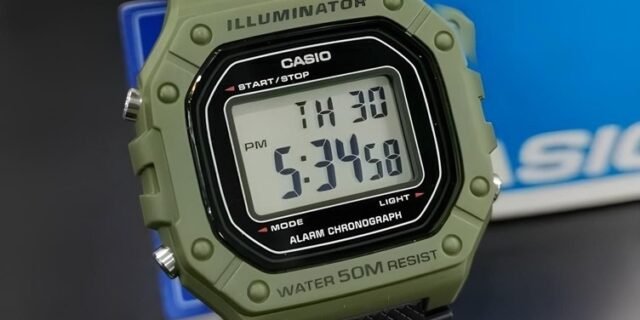 Relógio Casio Masculino Digital Illuminator W-218h-3avdf Correia Preta
