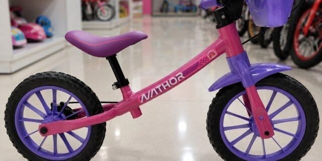 Balance Bike Feminina