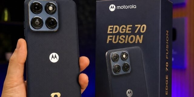 Smartphone Motorola Edge 70 Fusion 5g Fifa World Cup Collection – 256gb 24gb (8gb Ram + 16gb Ram Boost), Camera 50mp Sony Lytia 710, Tela 1.5k Extreme Amoled