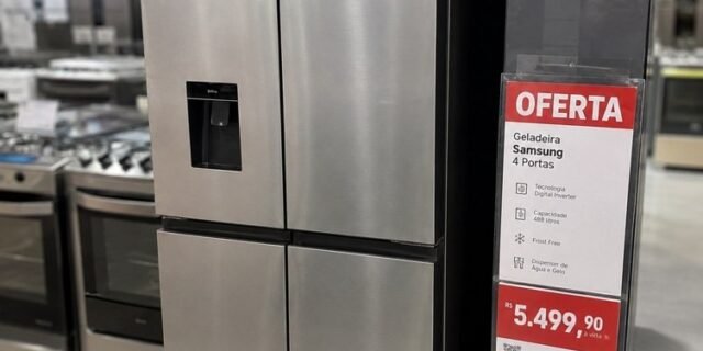 Geladeira Hisense Multidoor 460l Frost Free Inverter Inox