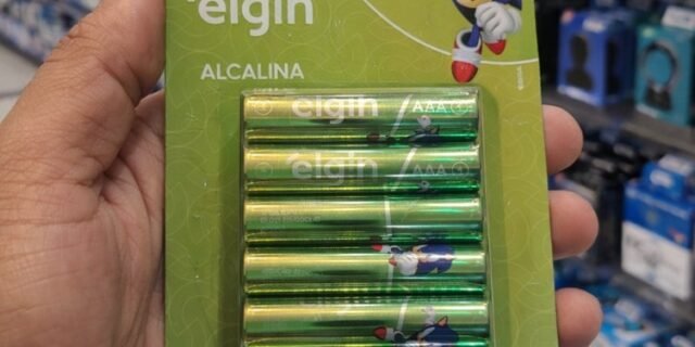 Pilha Alcalina AA com 16 unidades Elgin Comum