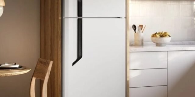 Geladeira/refrigerador Electrolux Frost Free Duplex Branca 480l Efficient Tf71 – 110v