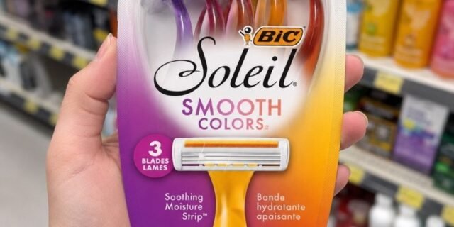 BIC Conjunto de Lâminas de Barbear Premium com Aloe Vera e Vitamina E, Lâminas Descartáveis Lubrificantes para Mulheres, Cor Sola, 8 Unidades, 3 Lâminas