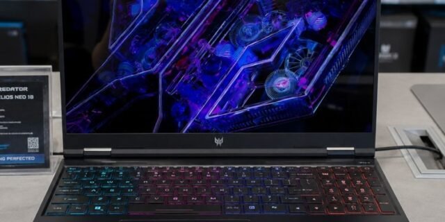 Notebook Gamer Predator Helios Neo Phn16-72-74vx Intel Core I7-14700hx De 14ªgeração 16gb 512ssd / W11 / Nvidia Geforce Rtx 4070 Gddr6 Tela 16