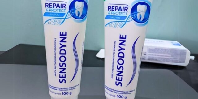 Sensodyne Creme Dental para Sensibilidade Repair e Protect com Flúor, Alívio da Sensibilidade, 2 unidades, 100g cada