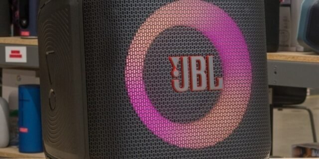 Alto-falante Jbl Partybox Encore Essential 2 Party