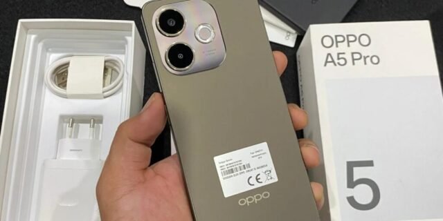 Smartphone OPPO A5 Pro 5G 256GB 8GB Física e 8GB RAM Virtual
