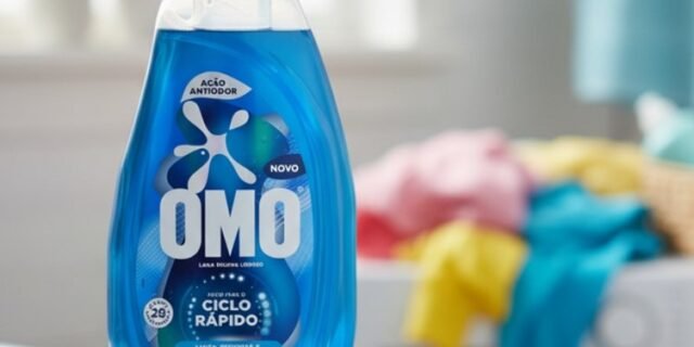 Lava-Roupas Líquido Omo Ciclo Rápido Ação Antiodor Frasco 750ml