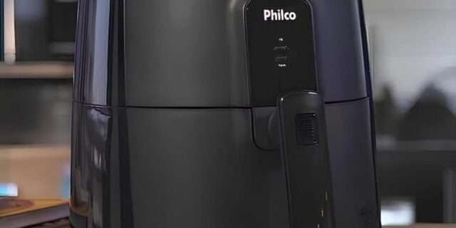 Fritadeira Elétrica sem óleo/Air Fryer Philco PFR15PG Preto 4,3L com Timer