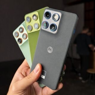Smartphone Motorola Edge 70 5g 512gb 24gb Ram Boost Ultrafino, 3 Cameras 50mp, Tela 1.5k Extreme Amoled 120hz Gadget Gray