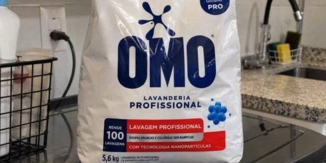 Lava Roupas Pó 5,6KG Omo Lavanderia Pro