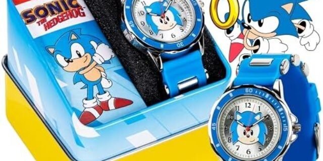 Relógio analógico infantil Sonic The Hedgehog pulseira azul clássica, mostrador de ensino do tempo, durável e resistente à água, caixa de lata colecionável incluída