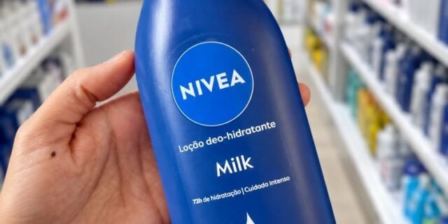 Nivea Loção Deo-hidratante Milk 400ml, Hidratação Profunda 72h, Hialurônico Puro, Corporal, Pele Seca E Extrasseca