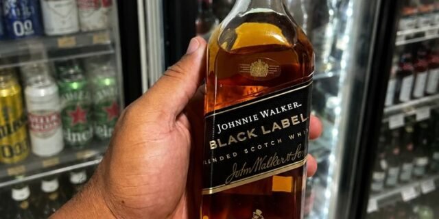 Whisky Johnnie Walker Black Label 500ml