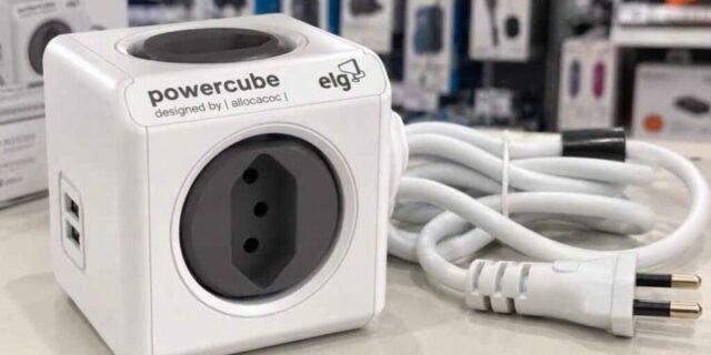 Elg, Pwc-x4u/3m, Powercube Com Extensor Usb, Filtro De Linha, Multiplicador 4 Tomadas Bivolt Com 2 Portas Usb 2.4a, Disjuntor Integrado De 10a, Cabo 3m, Cinza