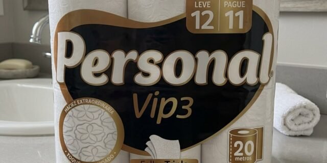 Personal Papel Higiênico Vip Folha Tripla Com 12 Rolos De 20M