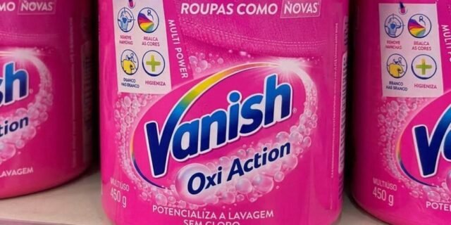Tira Manchas em Pó Vanish Oxi Action Pink Refil 450g para Roupas Coloridas, Sem Cloro, com Percarbonato, Remove Manchas Difíceis, Preserva as Cores e Deixa as Roupas Como Novas